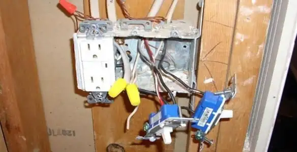gfci circuits service wiring and upgrading electrical outlets with ground fault protection in Lakeland, FL