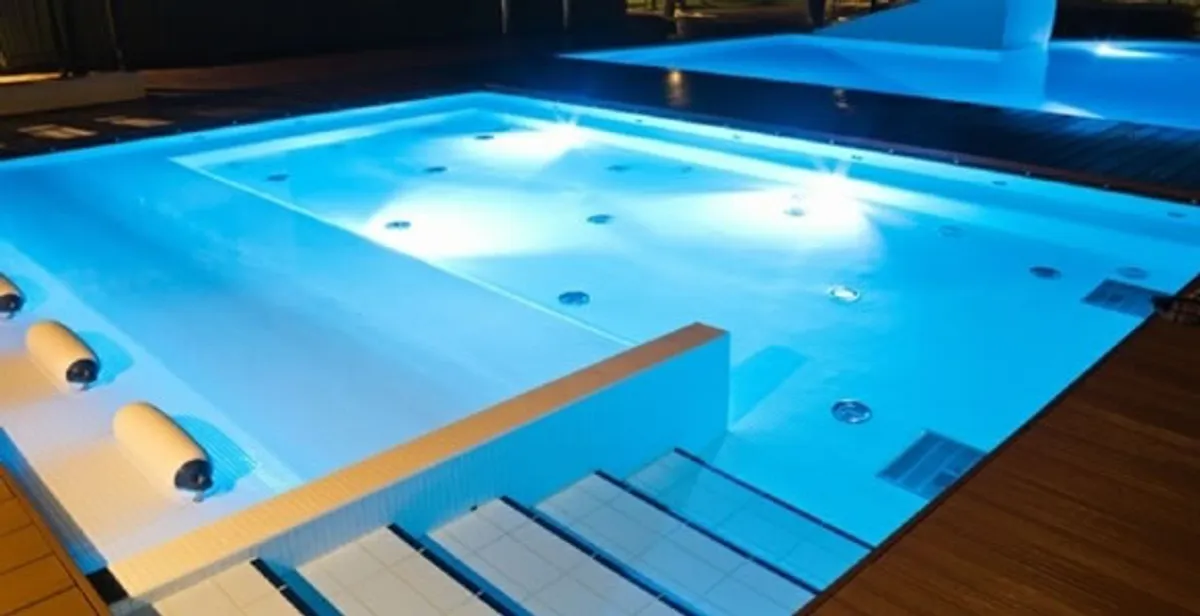 pool light installation and repair services providing modern illuminated pool lighting in Lakeland, FL